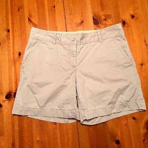 Women’s Ann Taylor Loft 6” inseam shorts. Size 6.